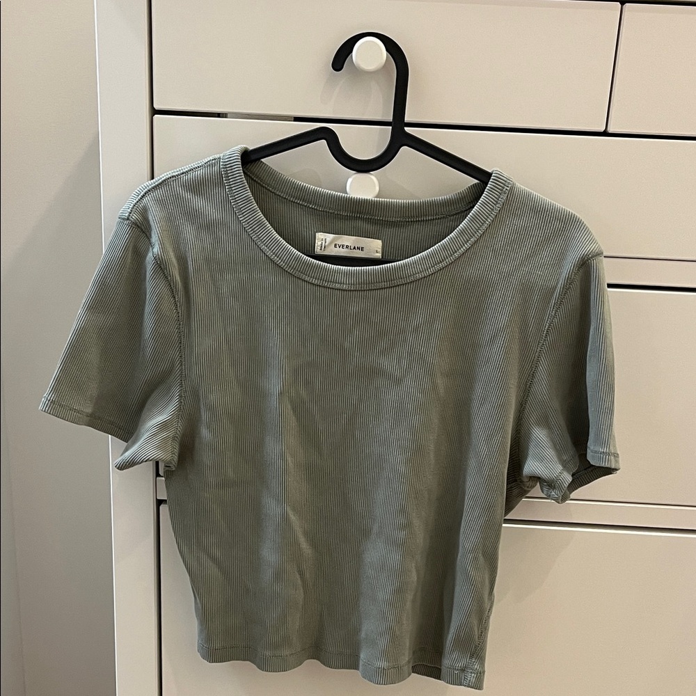 Everlane Women's Olive Short Sleeve Tee